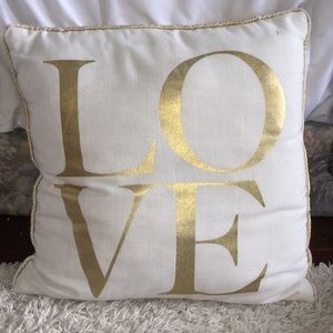 Pillow